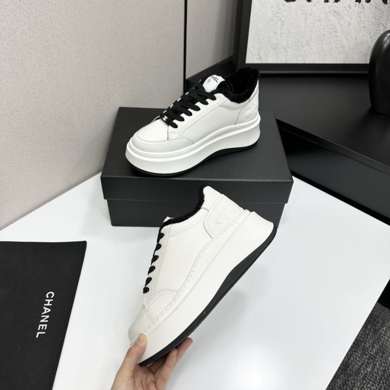 Ch**el sport shoes
